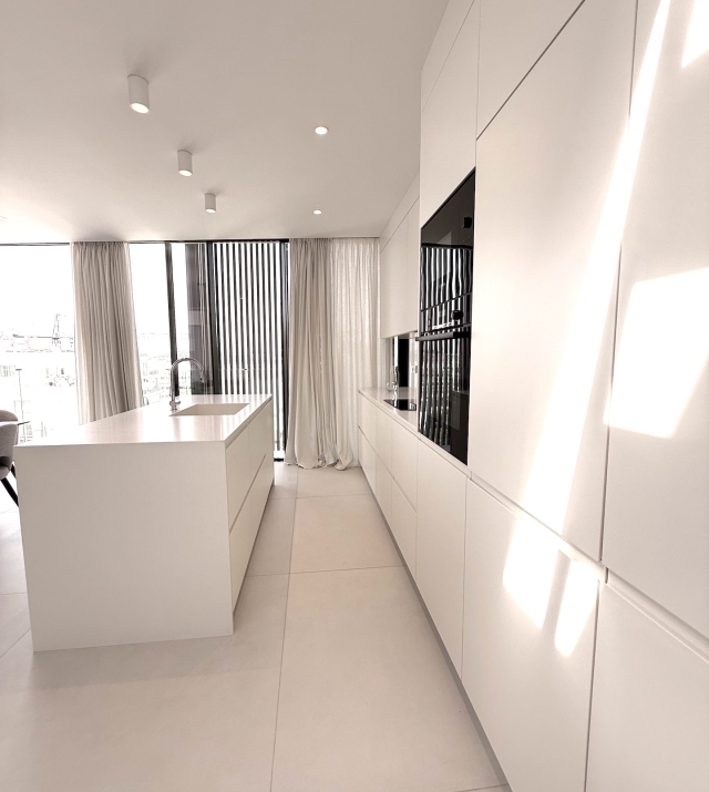 Resa Estates Ibiza longterm rent Talamanca penthouse kitchen .jpeg